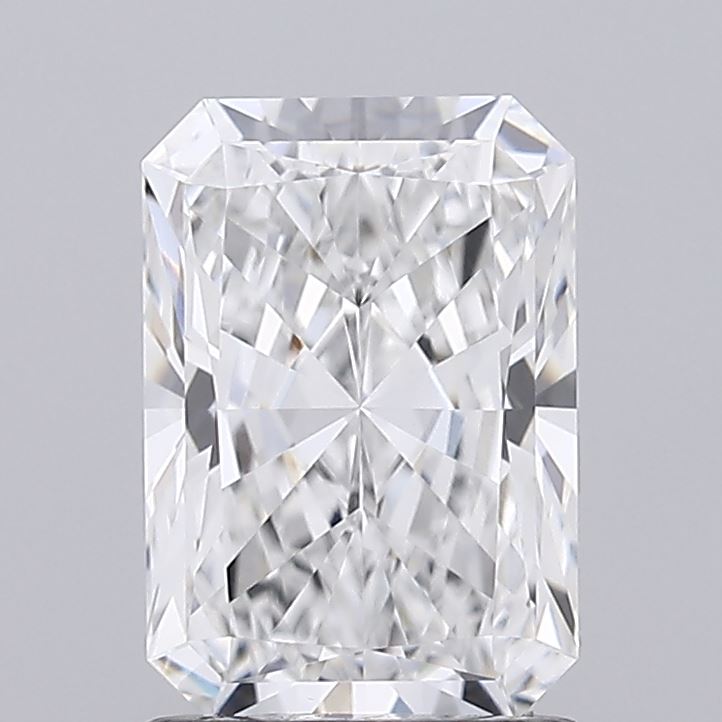 1.42 A brilliant, clear emerald-cut diamond with a stunning, multifaceted surface reflecting light elegantly.