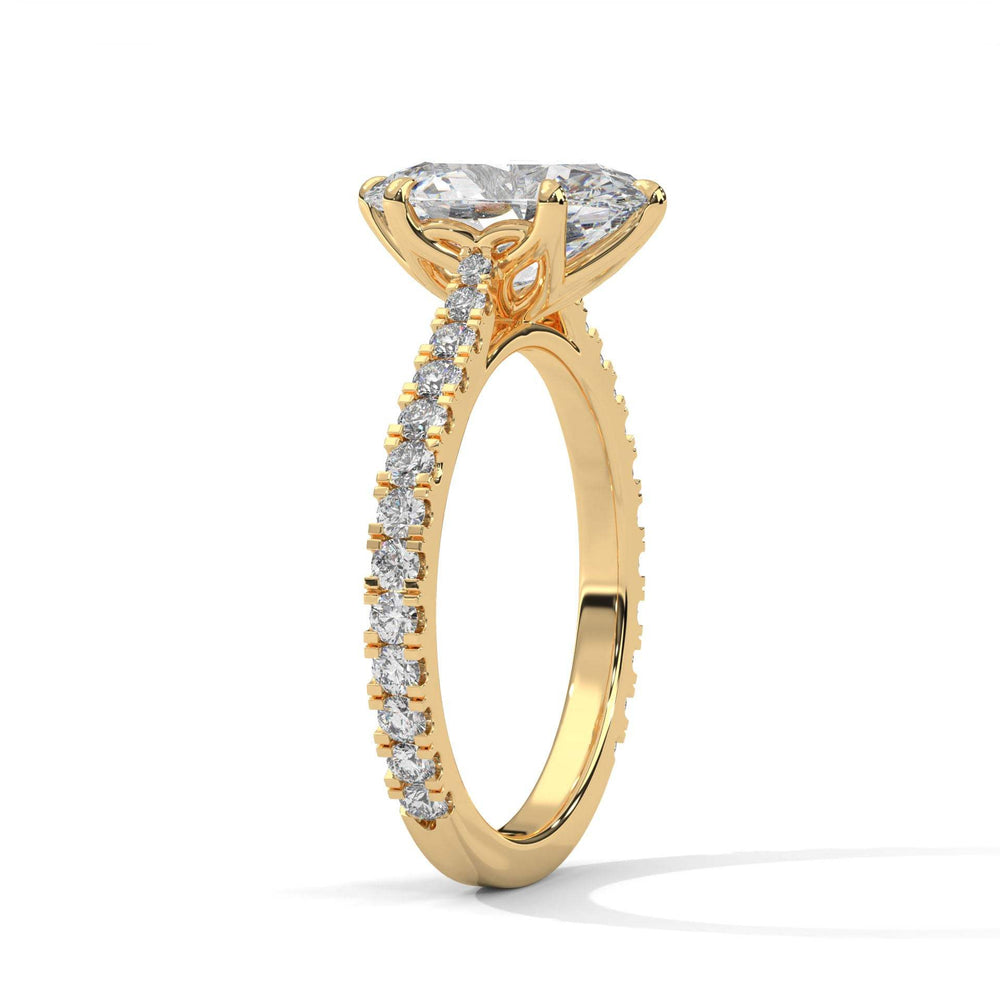 Étoile Tulip Setting engagement ring with tulip-inspired gallery and pavé-set diamonds on a gold band