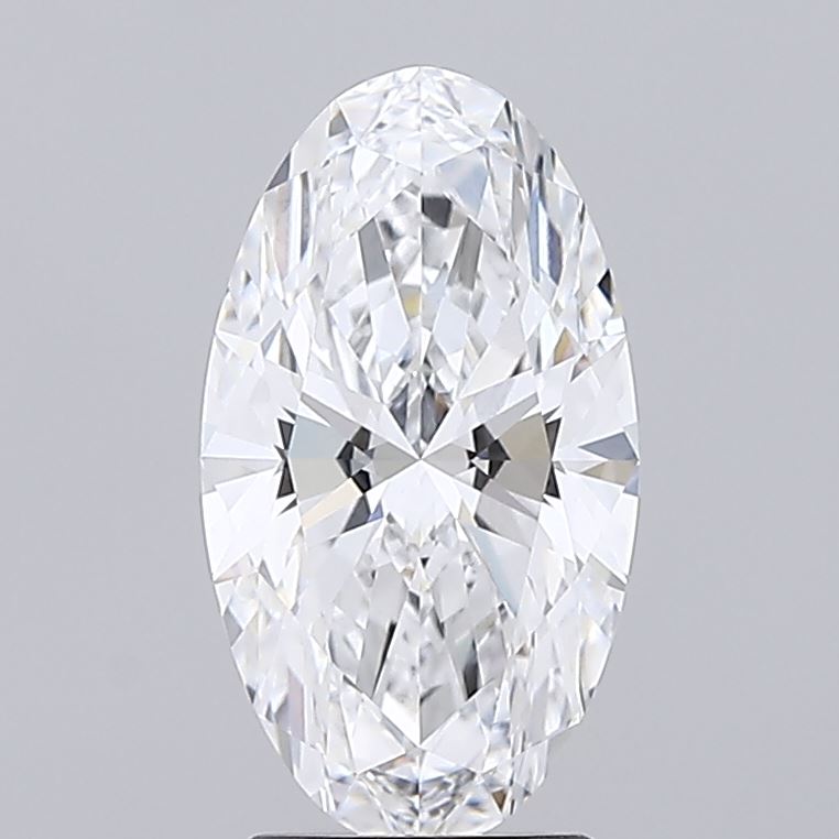 2.52 Elegant oval-cut diamond with precise facets, radiating brilliance against a neutral background.