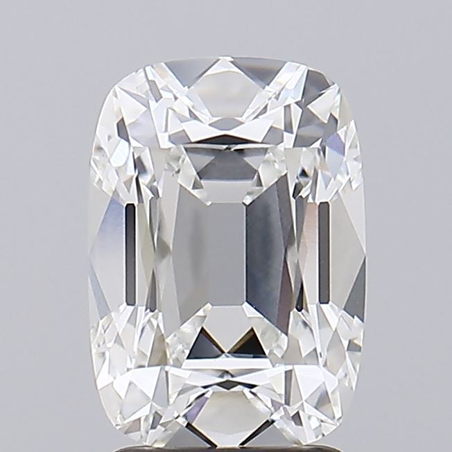 2.59 Close up of a radiant cut diamond against a grey background.