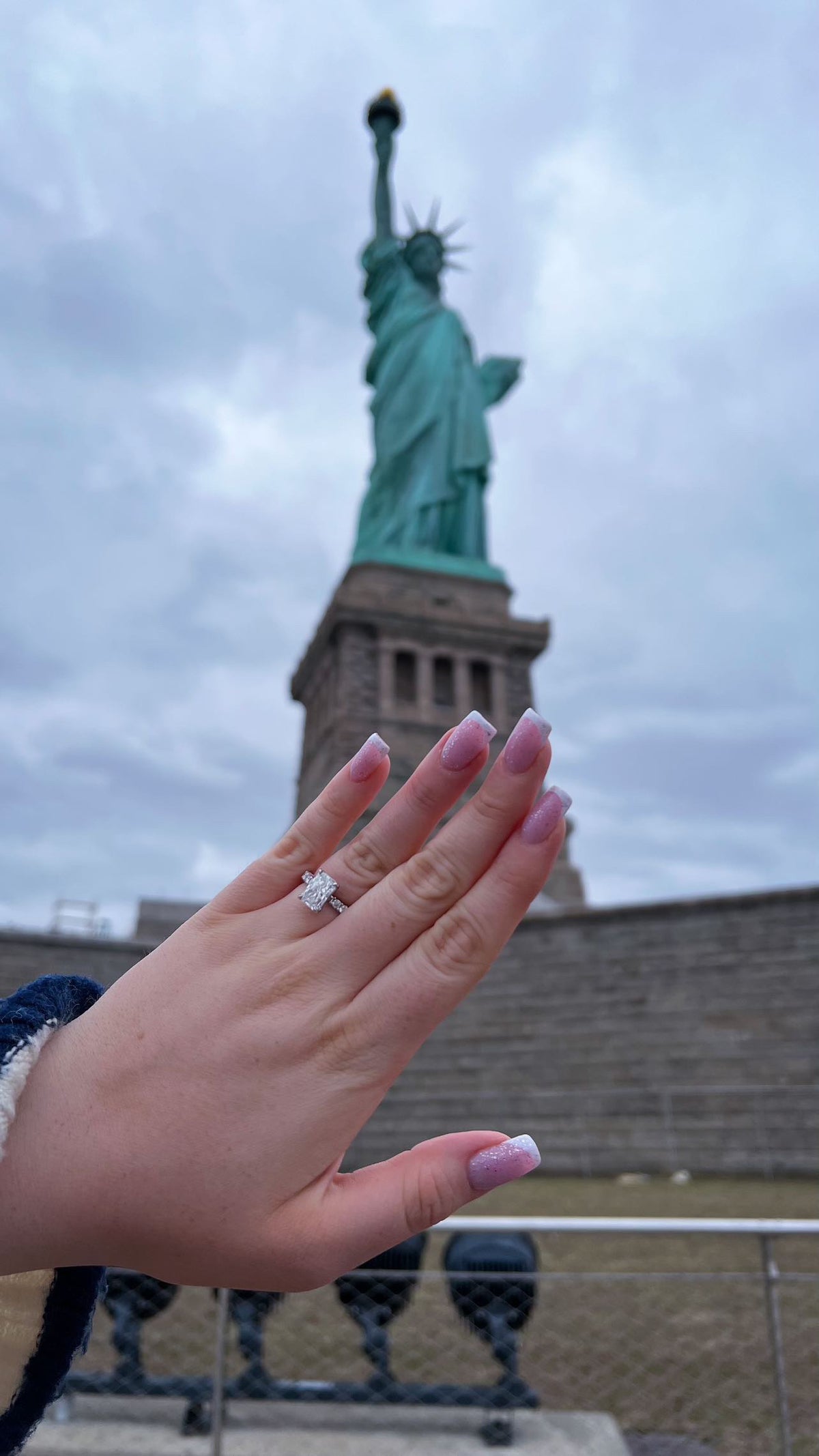 Emma and Daniel — featured Stienhardt couple