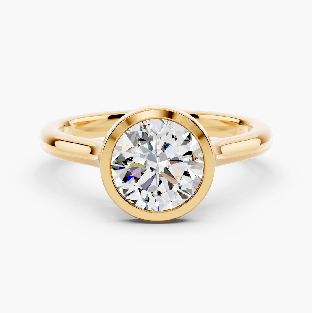 Round yellow gold setting, undefined view