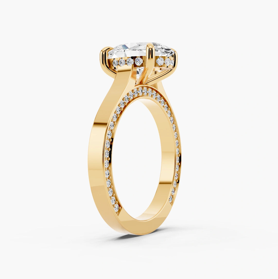 Oval yellow gold setting, angled view