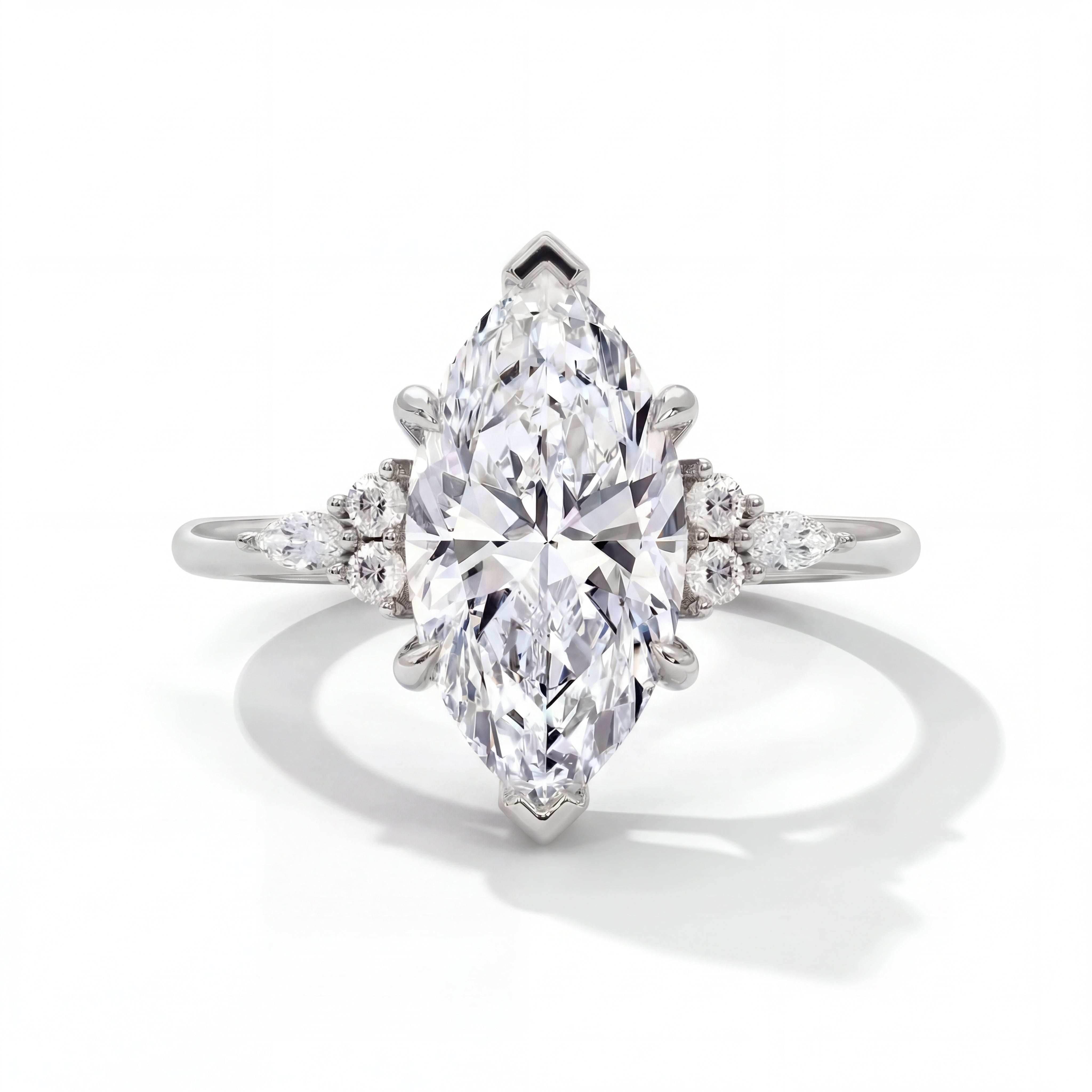 14k White Gold / Marquise