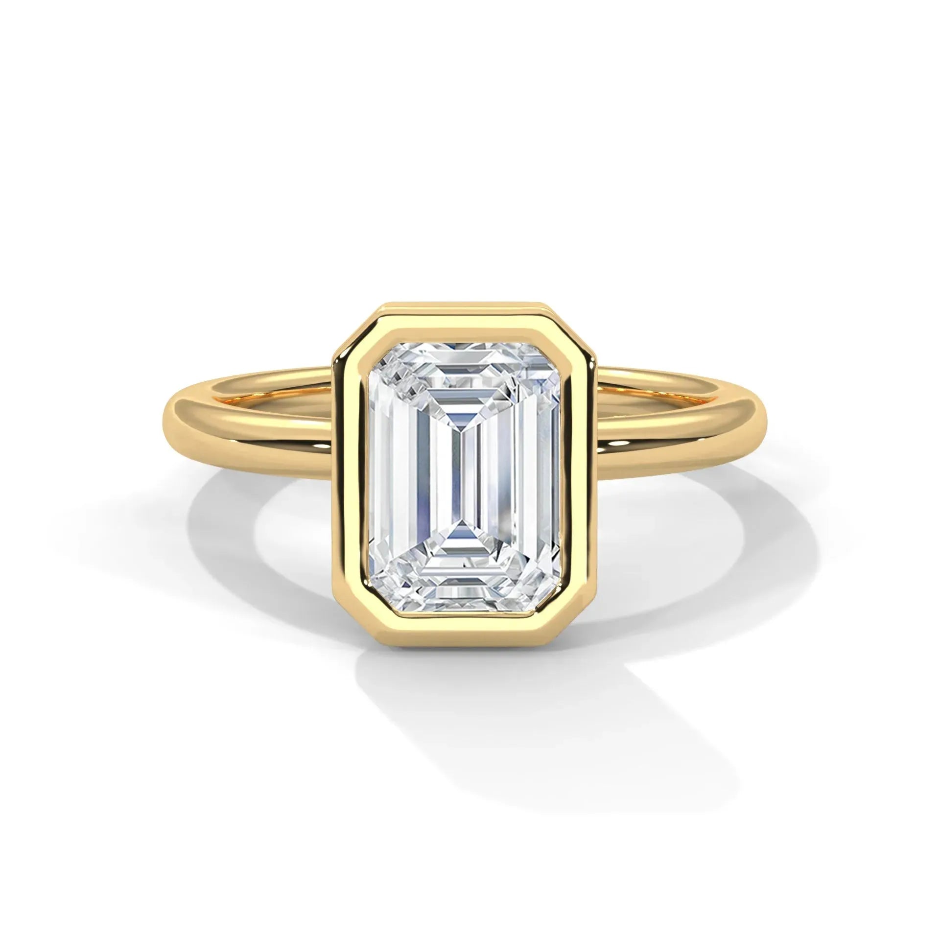 14k Yellow Gold / Round