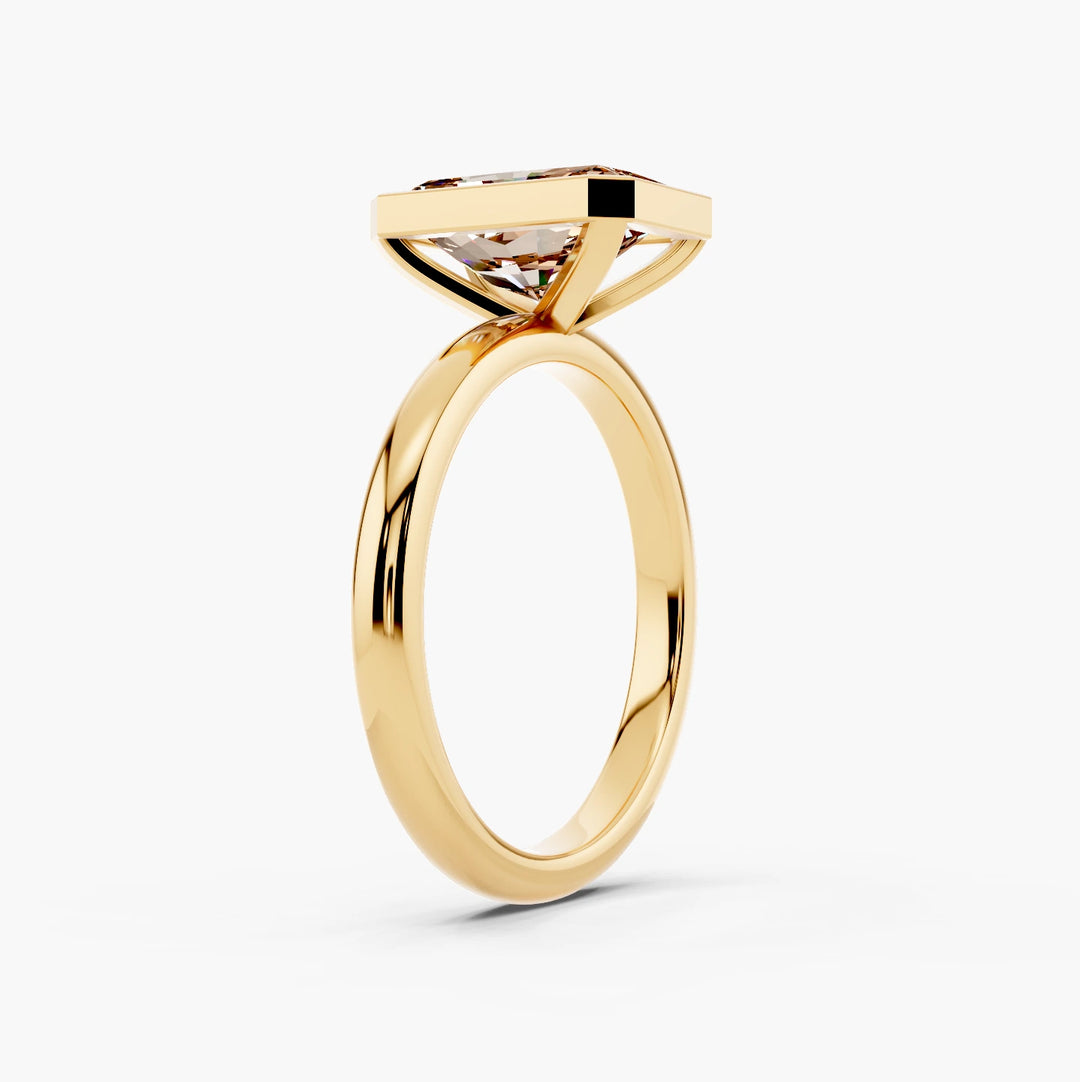 Soluna Bezel Champagne Setting Radiant cut engagement ring in 14k Yellow Gold persp