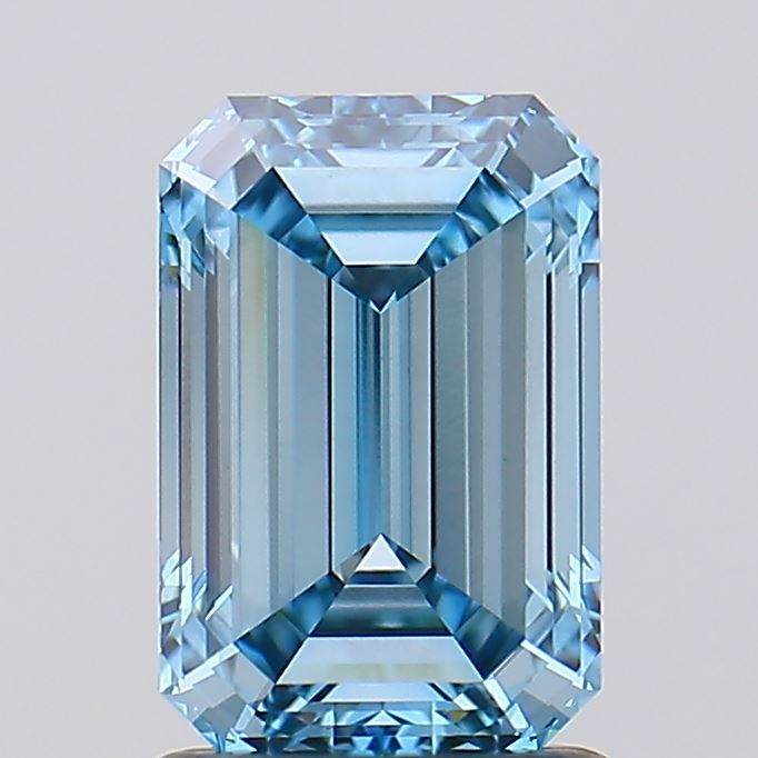 1.59 Carat Emerald IGI Certified Colored Lab Grown Diamond close-up