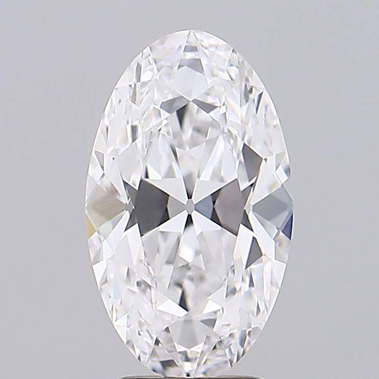 2.5 carat Old Moval IGI Certified Lab Grown Diamond close-up