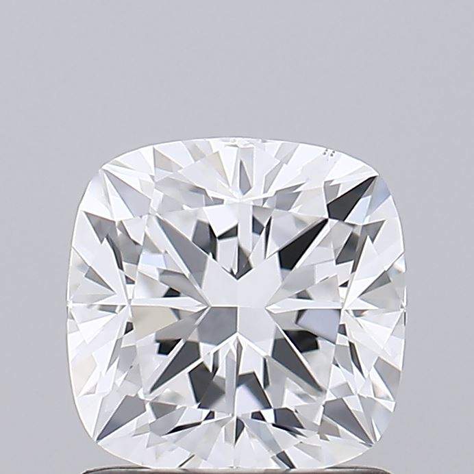 1 carat Sq.Cushion IGI certified lab grown diamond gemstone close-up