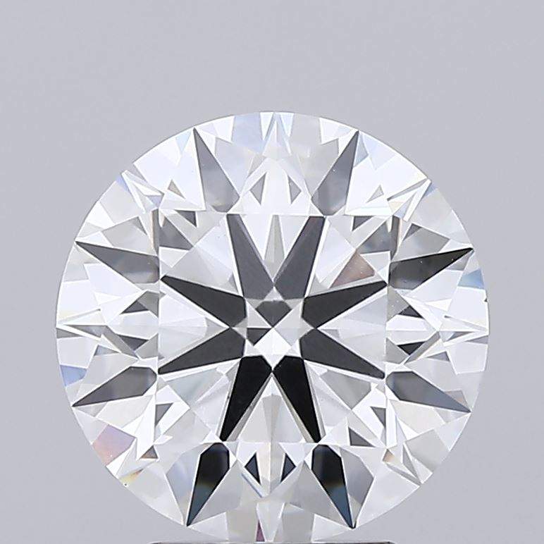 3.5 carat round IGI certified lab grown diamond single stone close-up