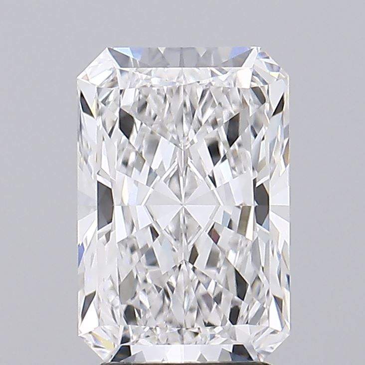 2.76 Carat Radiant GIA Certified Lab Grown Diamond close-up