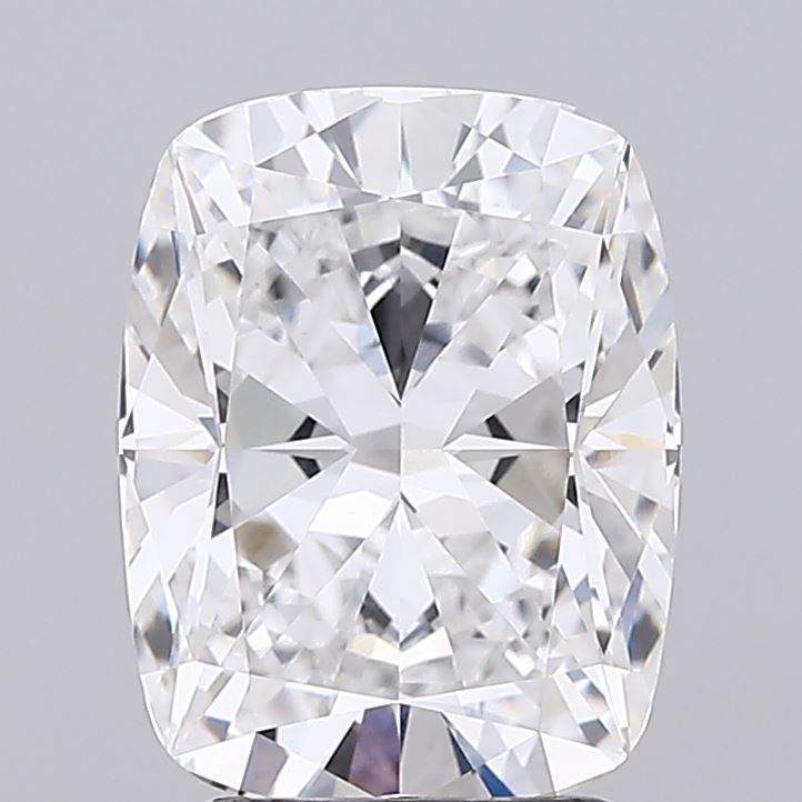 3.03 carat long cushion IGI certified lab grown diamond close-up