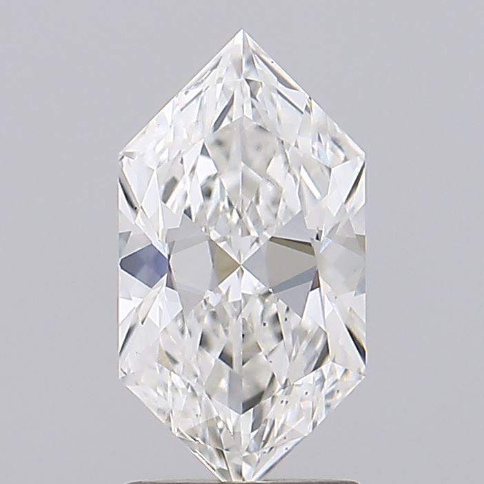 1.57 Carat Dutch Marquise IGI certified lab grown diamond close-up