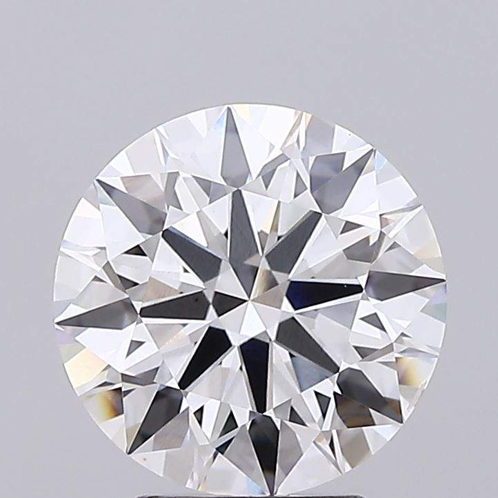 3.35 Carat round IGI certified lab grown diamond close-up