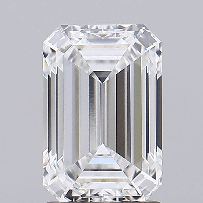 2.09 Carat Emerald IGI Certified Lab Grown Diamond ring
