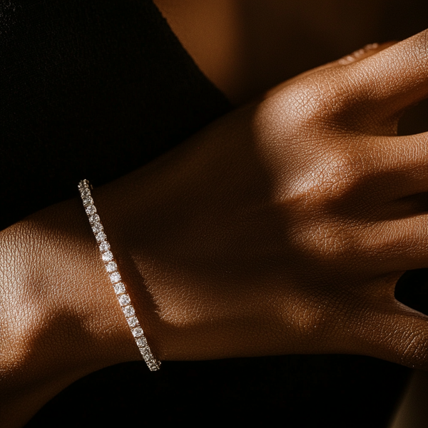 Lab-grown diamond fine jewelry &mdash; diamond tennis bracelet